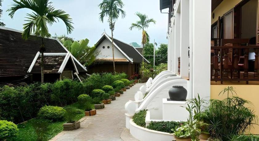 The View Pavilion Hotel Луанг Прабанг Екстериор снимка